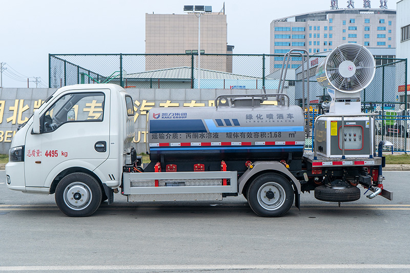 东风华神新能源洒水车